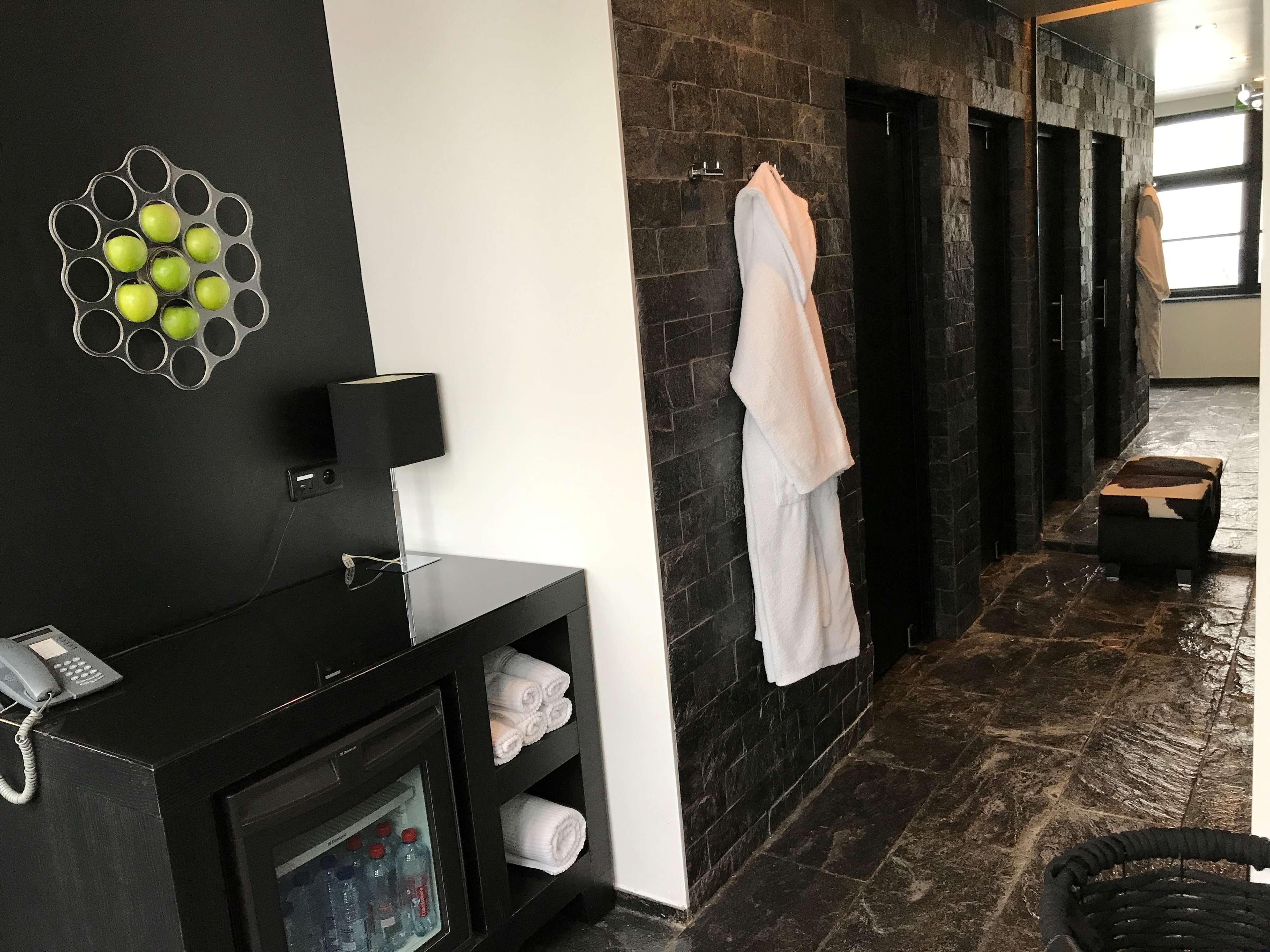 Yooma Urban Lodge Saint-Gilles المظهر الخارجي الصورة