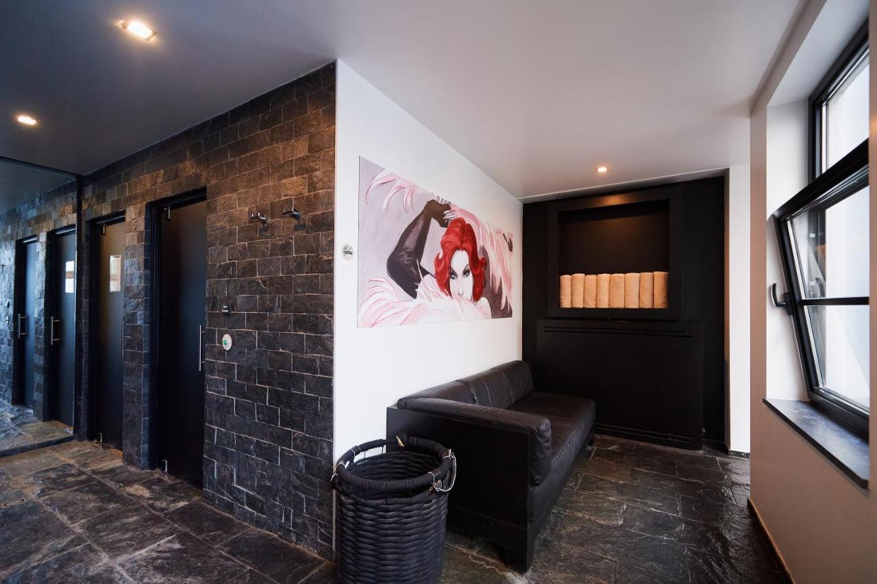 Yooma Urban Lodge Saint-Gilles المظهر الخارجي الصورة