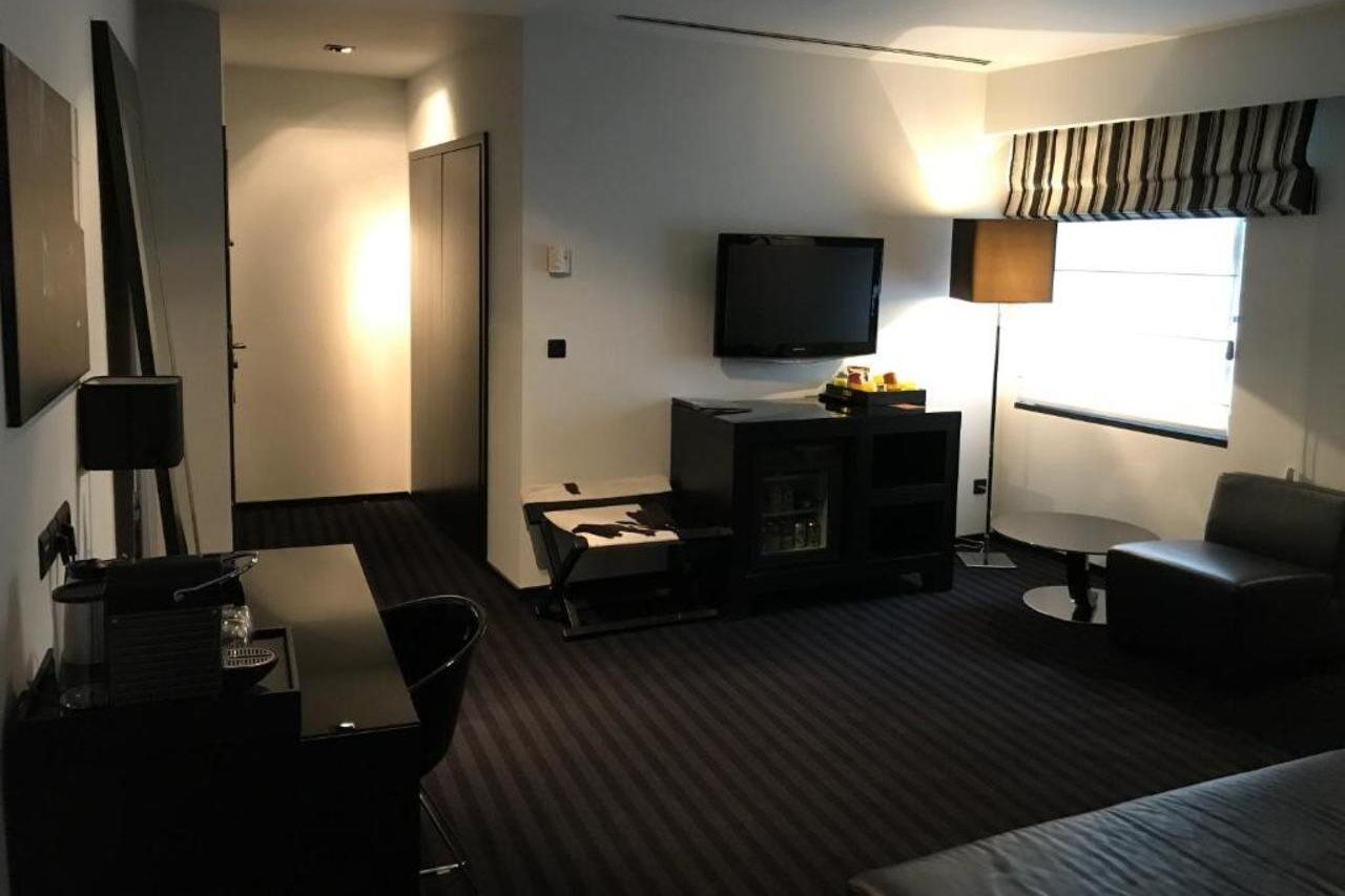 Yooma Urban Lodge Saint-Gilles المظهر الخارجي الصورة